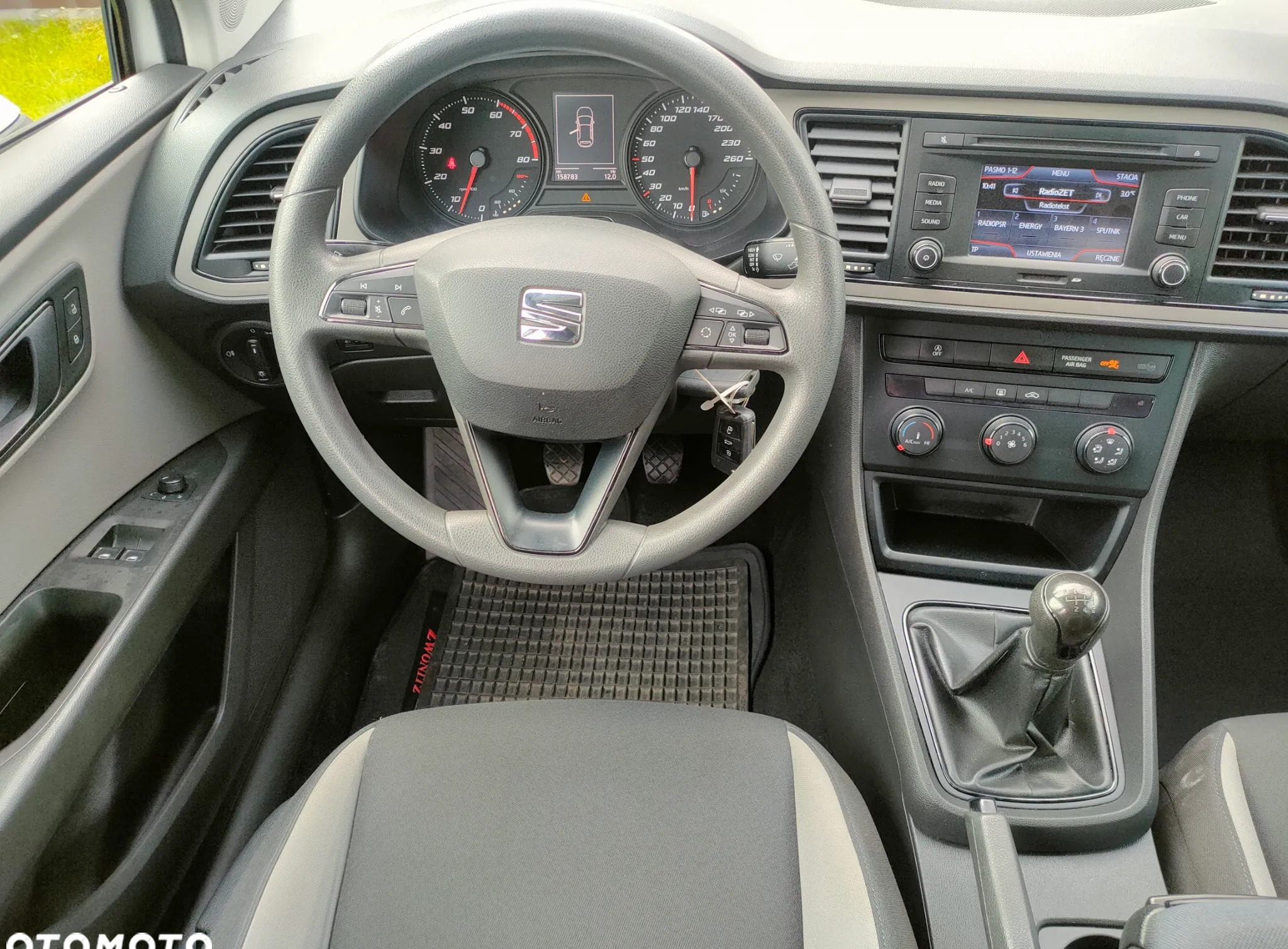 Seat Leon cena 36900 przebieg: 158000, rok produkcji 2014 z Sanok małe 352